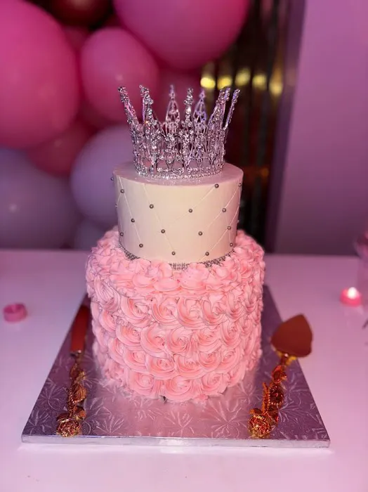 Monie's Sweet Shop LLC Picture 7