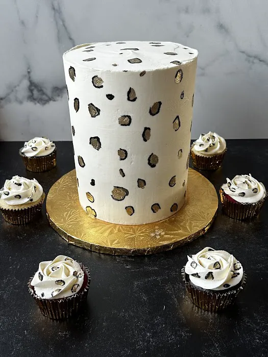 Monie's Sweet Shop LLC Picture 4