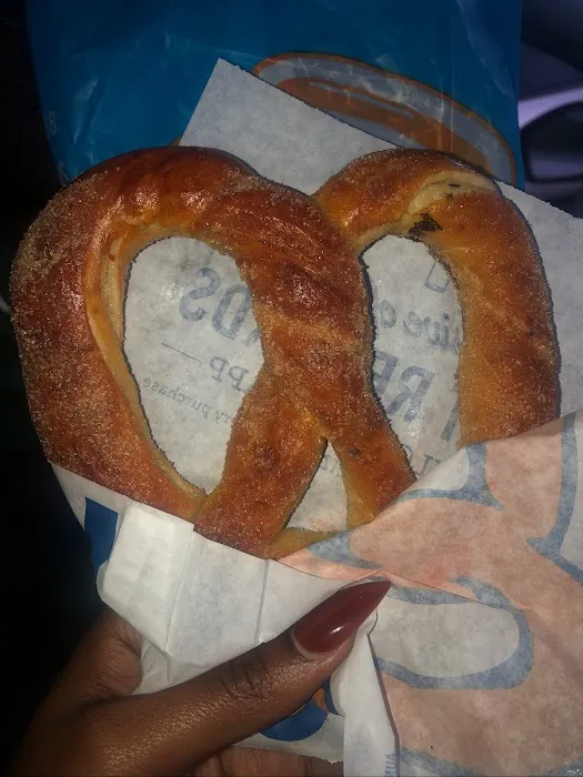 Auntie Anne’s Picture 4