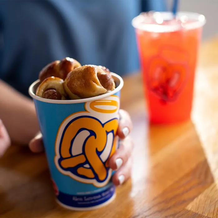 Auntie Anne’s Picture 6