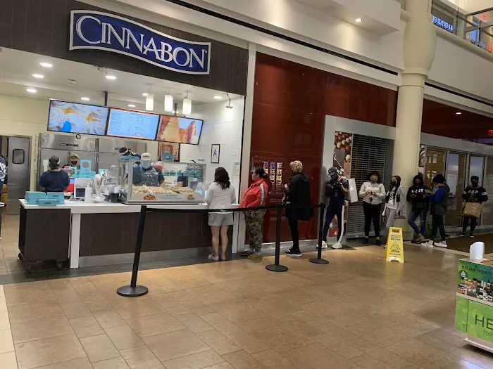 Cinnabon Picture 8