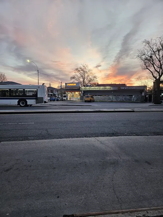 ATM Dunkin Donuts - 2605 Francis Lewis Picture 4