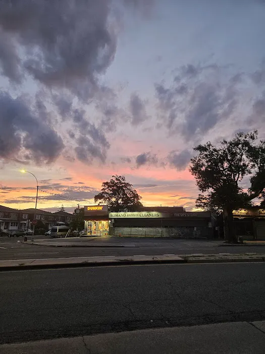 ATM Dunkin Donuts - 2605 Francis Lewis Picture 1