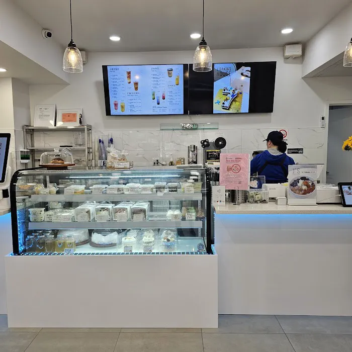 J’s Confection Picture 4