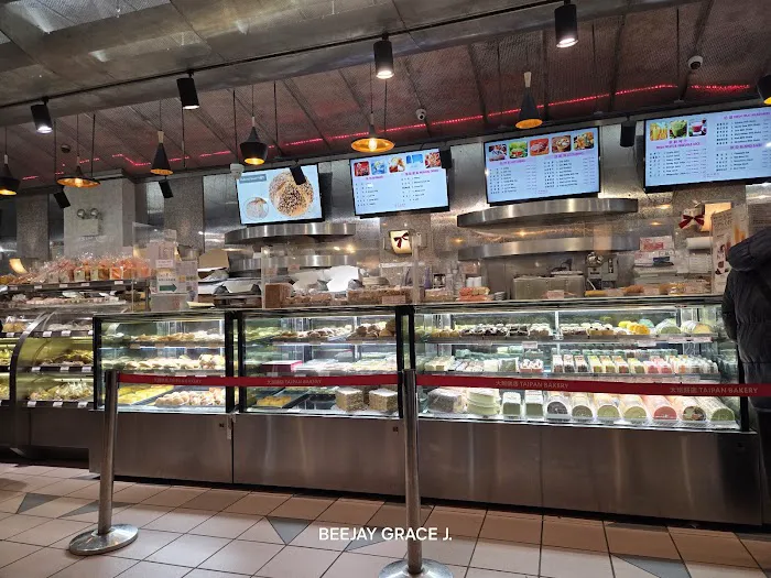 Tai Pan Bakery Picture 9