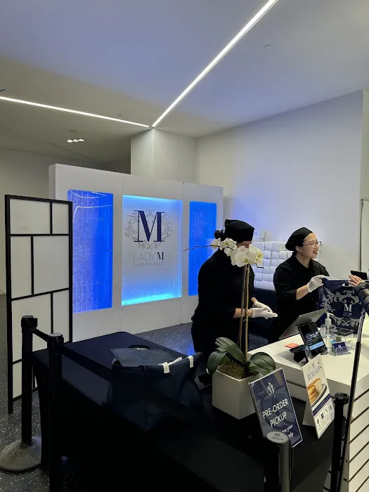 Lady M Cake Boutique - Pop up Picture 2