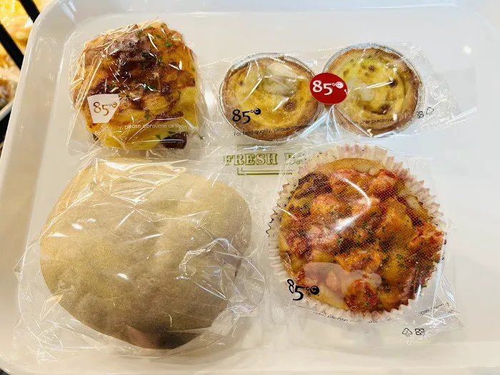 85°C Bakery Cafe - Flushing Picture 10