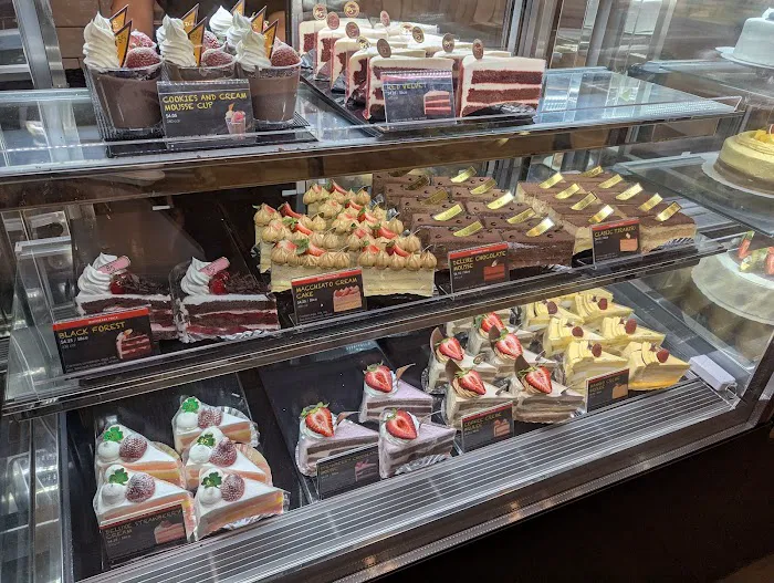 85°C Bakery Cafe - Flushing Picture 2