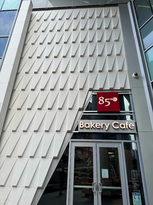 85°C Bakery Cafe - Flushing Picture 5