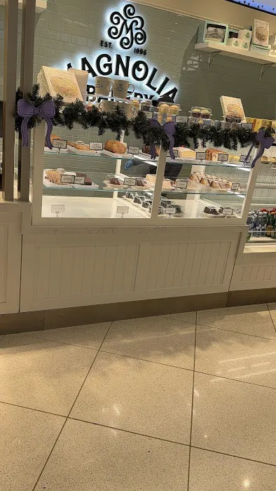 Magnolia Bakery – LaGuardia Airport: LGA Picture 1