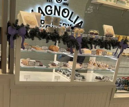 Magnolia Bakery – LaGuardia Airport: LGA