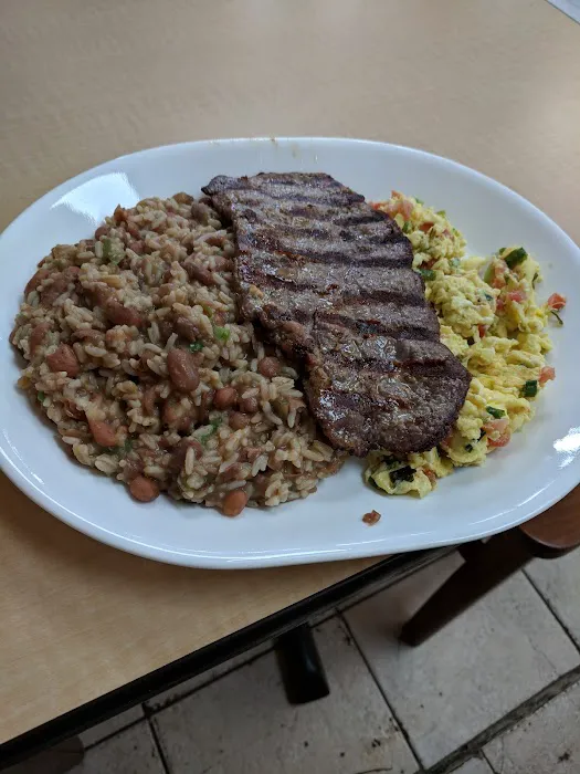 Cafe y Algo Mas Picture 6