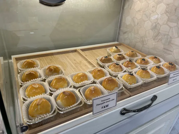 Karat Cake - Custom cake, Bakery, Coffee Picture 3