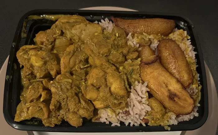 Central Caribbean Bakery & Central Seafood Restaurant Picture 7