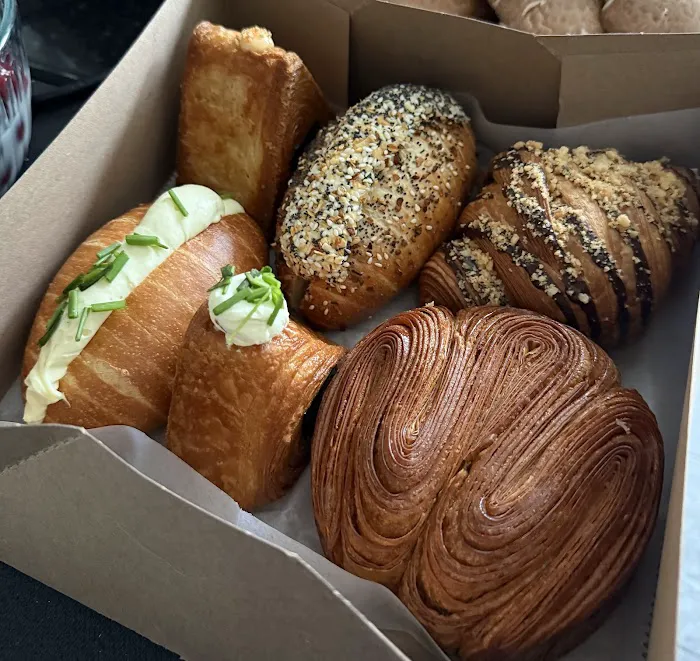 Cafe W & Bakery / Dessert Picture 8