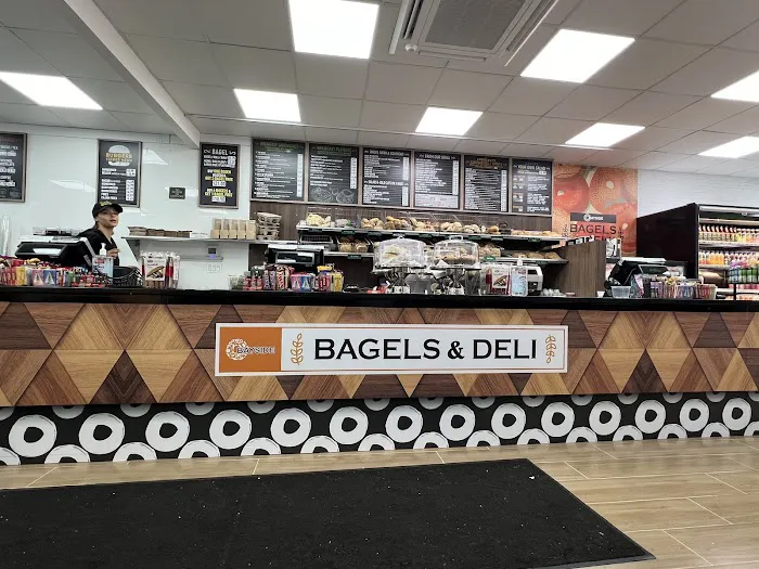 Bayside Bagels and Deli Picture 4