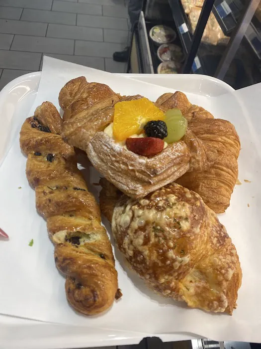 Paris Baguette Picture 3