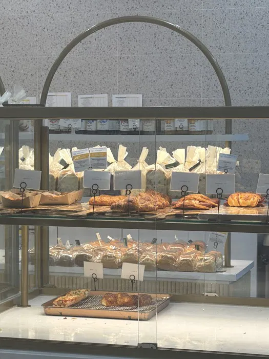 Tous Les Jours Picture 6