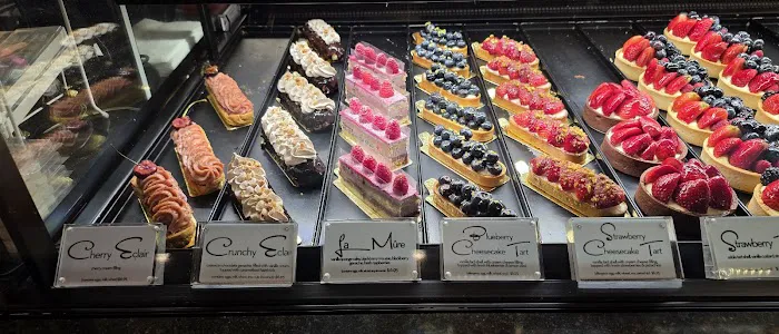 The French Workshop Picture 8