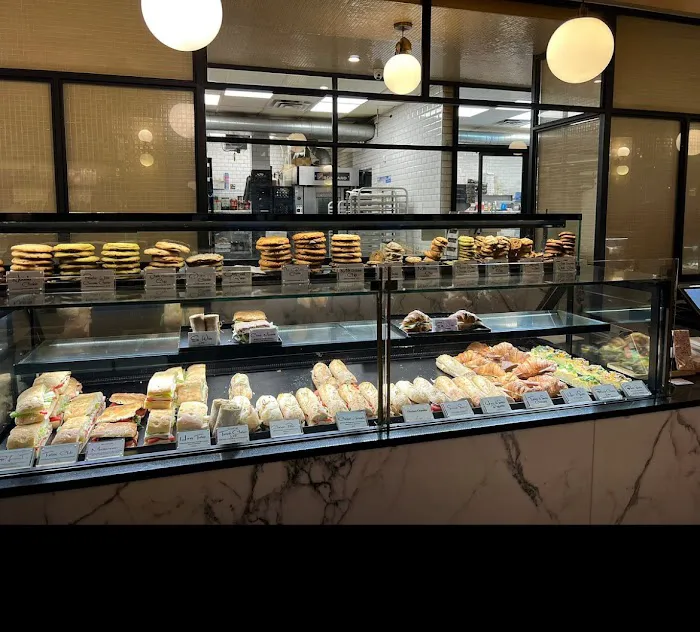 The French Workshop Picture 5