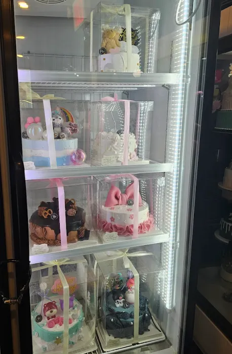 Rainbow Bakery Picture 2