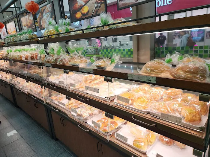 Fay Da Bakery Picture 4