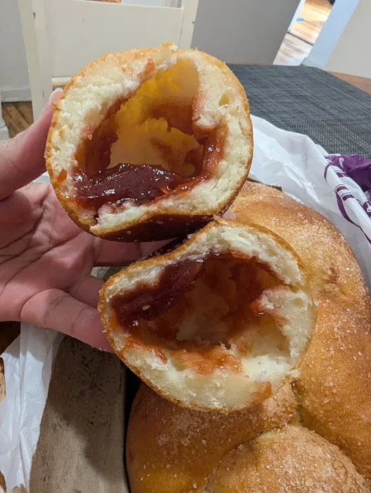 La Montaña Bakery Y Empanadas Picture 9