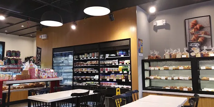 Paris Baguette Picture 1