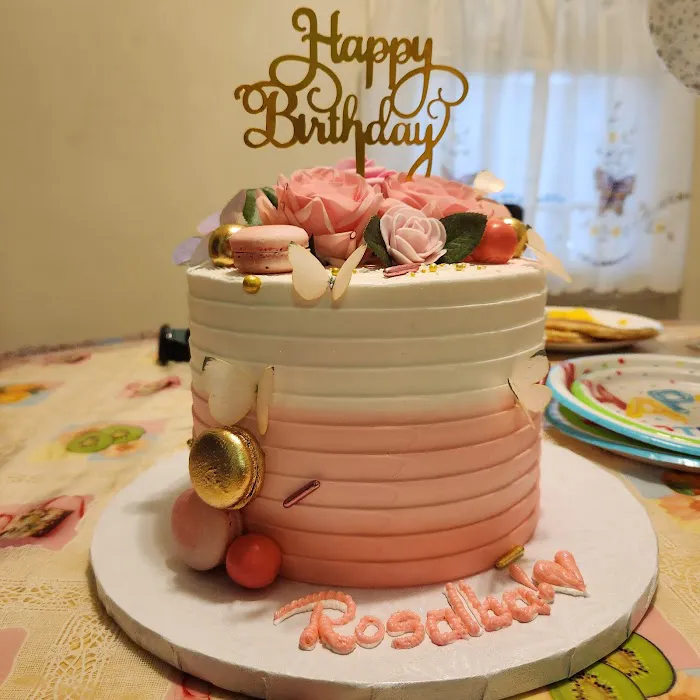 Sugar & Cake Fantasies Bakery Picture 8