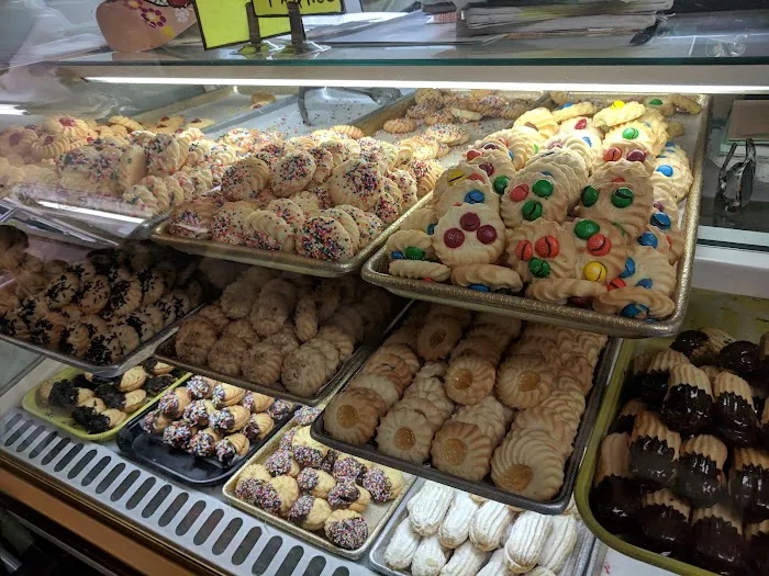 Beky's Bakery Picture 2