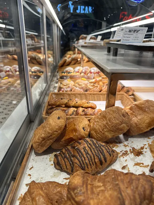 Paris Baguette Picture 10