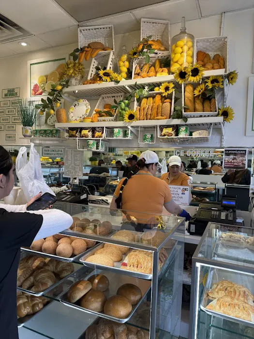 La Antioquena Bakery 2 Picture 4