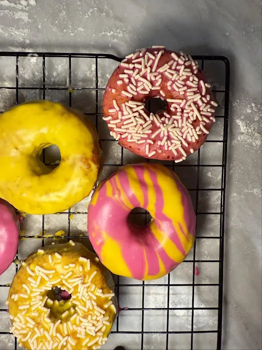 Maki's Donuts Picture 6