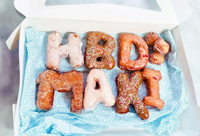 Maki's Donuts Picture 3