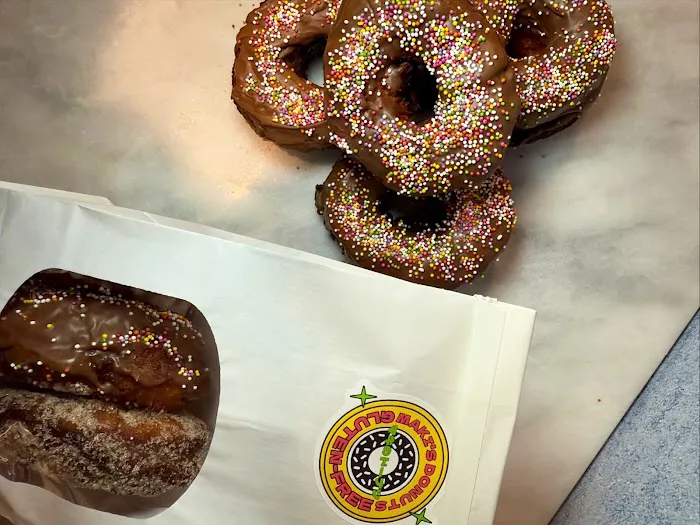 Maki's Donuts Picture 1