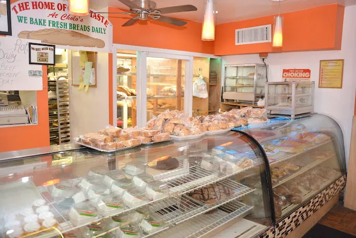 Cholo & Sons Bakery Picture 9
