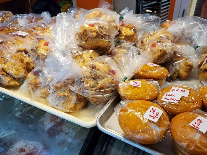 Cholo & Sons Bakery Picture 5