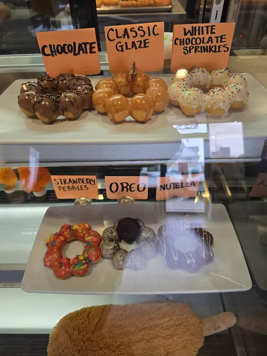 Mochi Hut – Mochi Donut & Korean Hot Dogs Picture 6