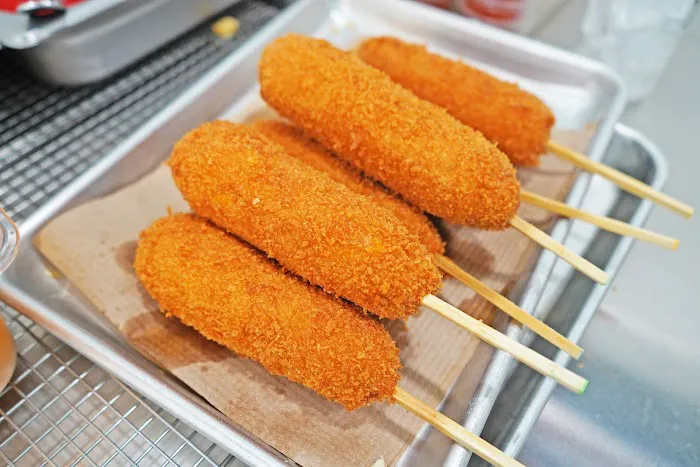 Mochi Hut – Mochi Donut & Korean Hot Dogs Picture 2