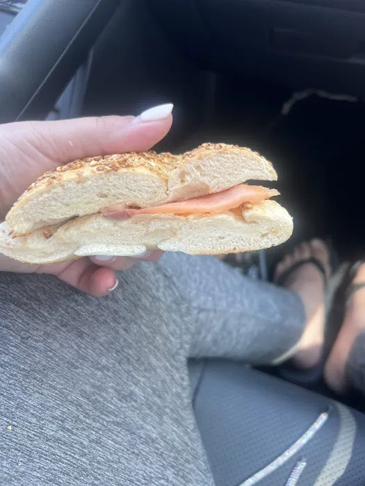 Peter's Hot Bagels Picture 6