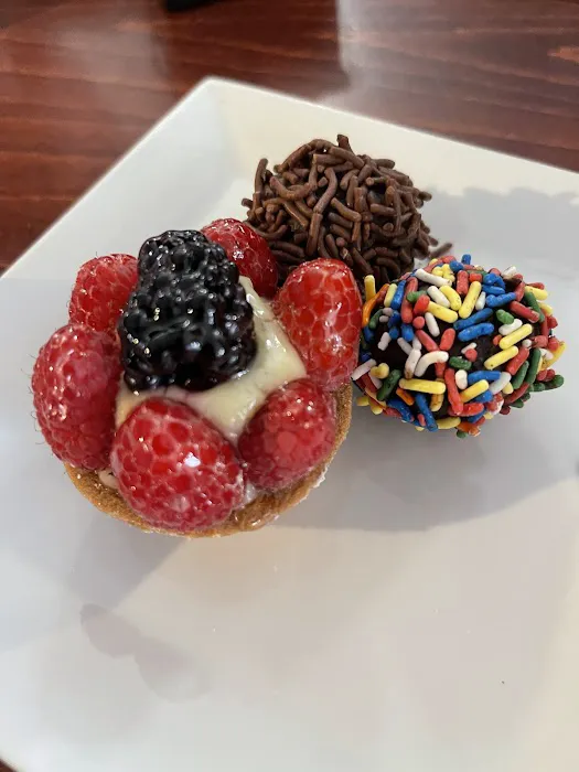 Elite Pastries Cafe Picture 5