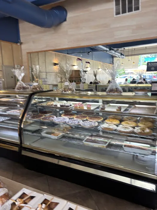 Elite Pastries Cafe Picture 6