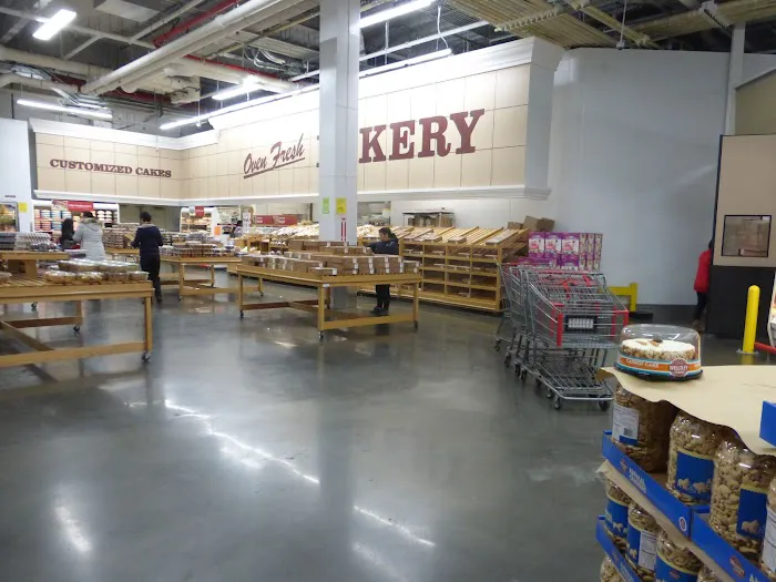 BJ's Bakery Picture 5