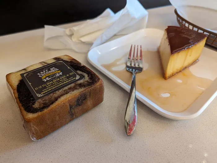 Café de Colombia Bakery Picture 1