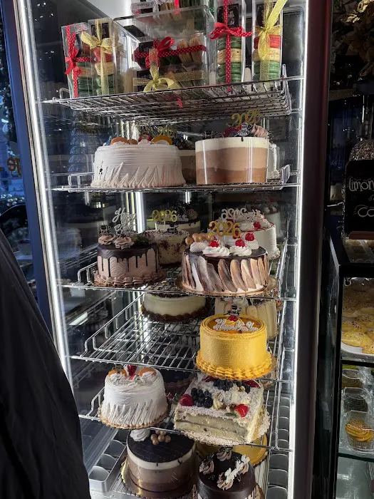 Café de Colombia Bakery Picture 3