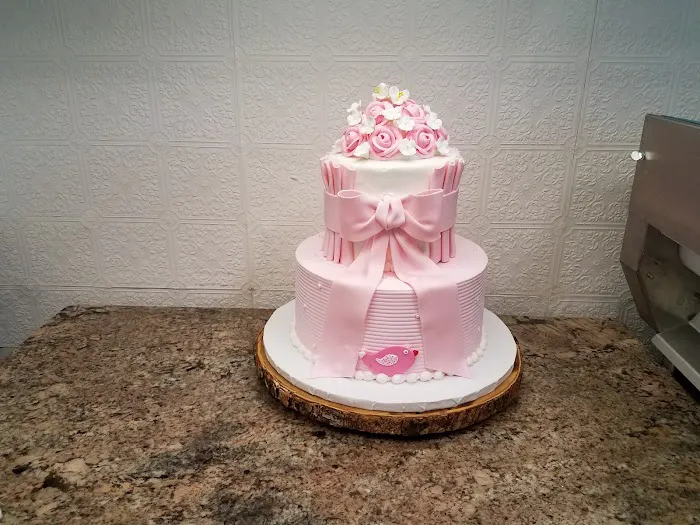 Mío Rivera’s bakery Picture 3