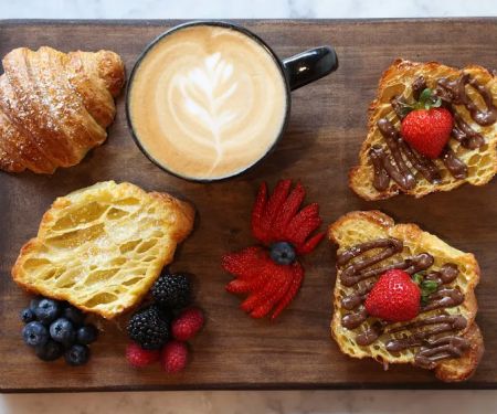 Astoria Bakery & Cafe