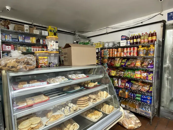 Vallecito Bakery Picture 7