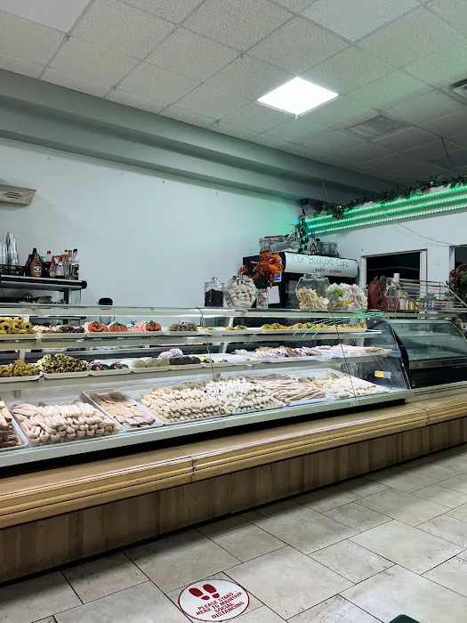 Our Backyard Cafe Picture 5