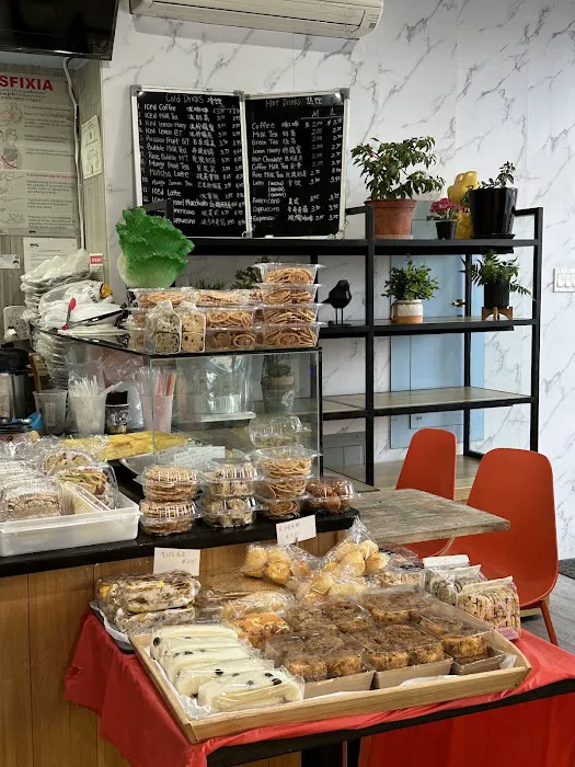 Rose Cake House Picture 7